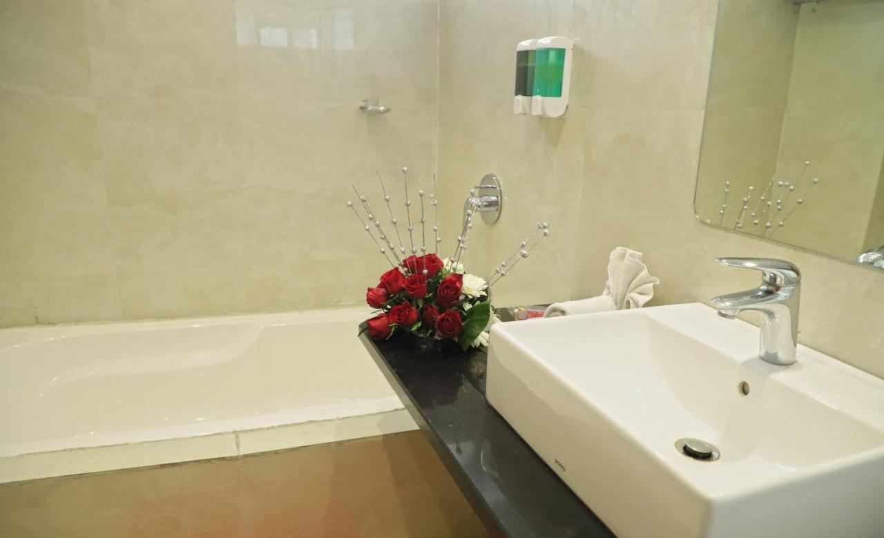 Sai Neem Tree Hotel Shirdi Luaran gambar