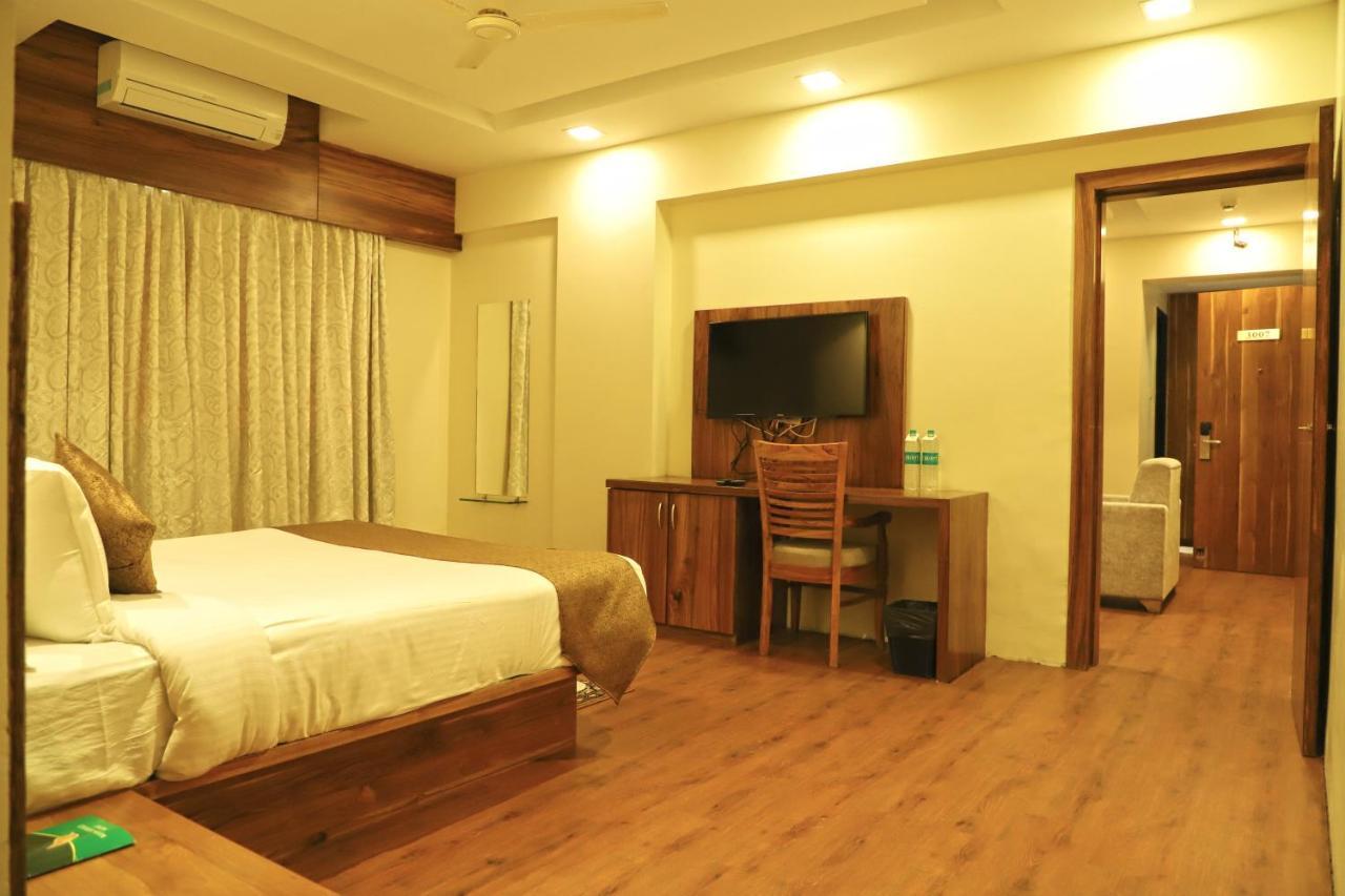 Sai Neem Tree Hotel Shirdi Luaran gambar