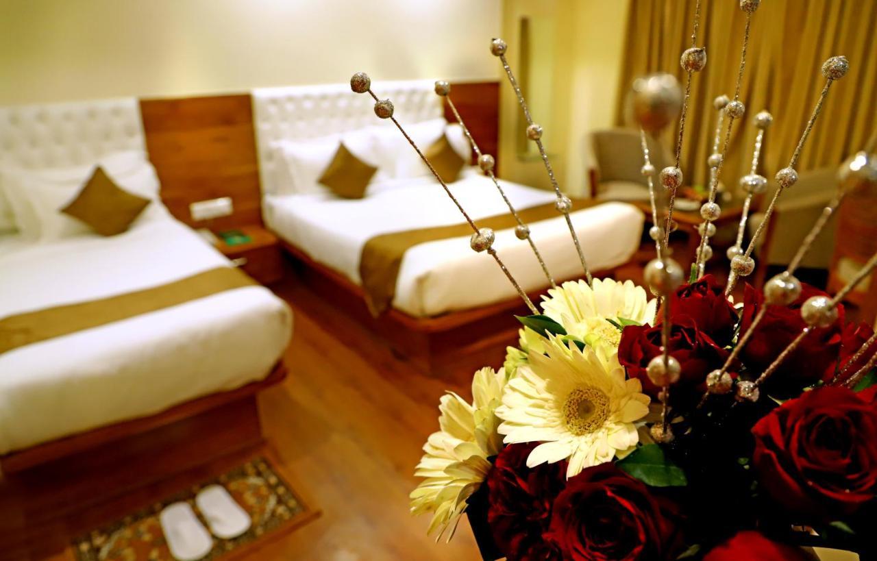 Sai Neem Tree Hotel Shirdi Luaran gambar