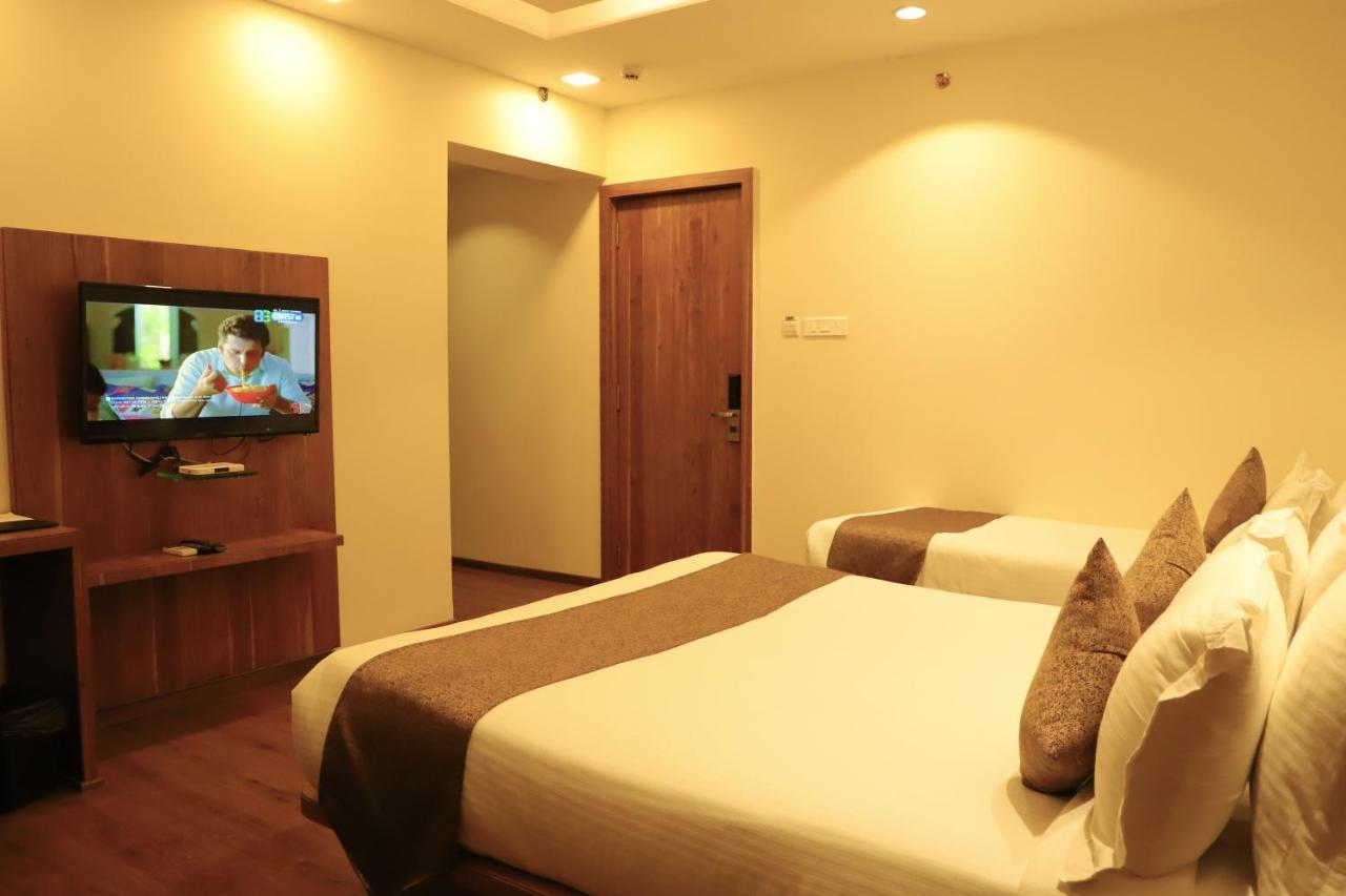 Sai Neem Tree Hotel Shirdi Luaran gambar
