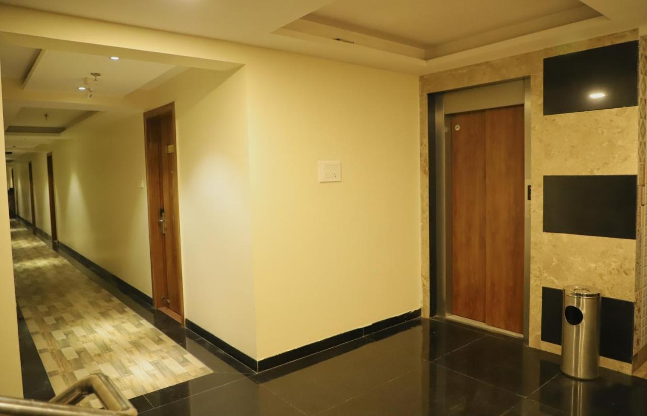 Sai Neem Tree Hotel Shirdi Luaran gambar