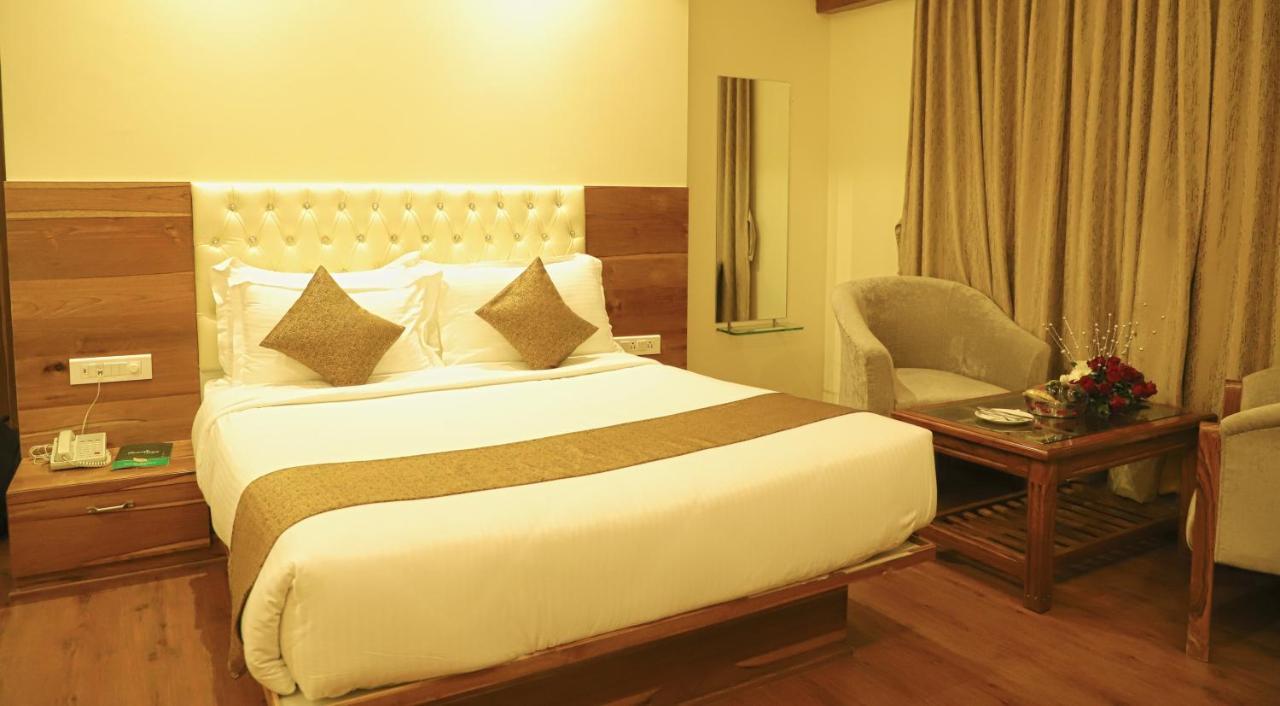 Sai Neem Tree Hotel Shirdi Luaran gambar