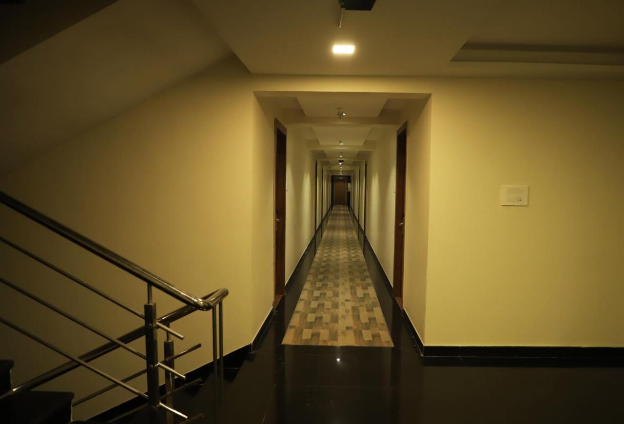 Sai Neem Tree Hotel Shirdi Luaran gambar